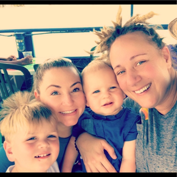 Meet your Posher, Heather - Picture 1 of 1